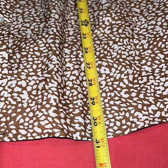 LANDS END plus size women’s button up shirt. 26W. Excellent condition - Picture 8 of 9